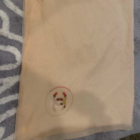 Peach ombré Chanel beach wrap - Picture 1 of 4